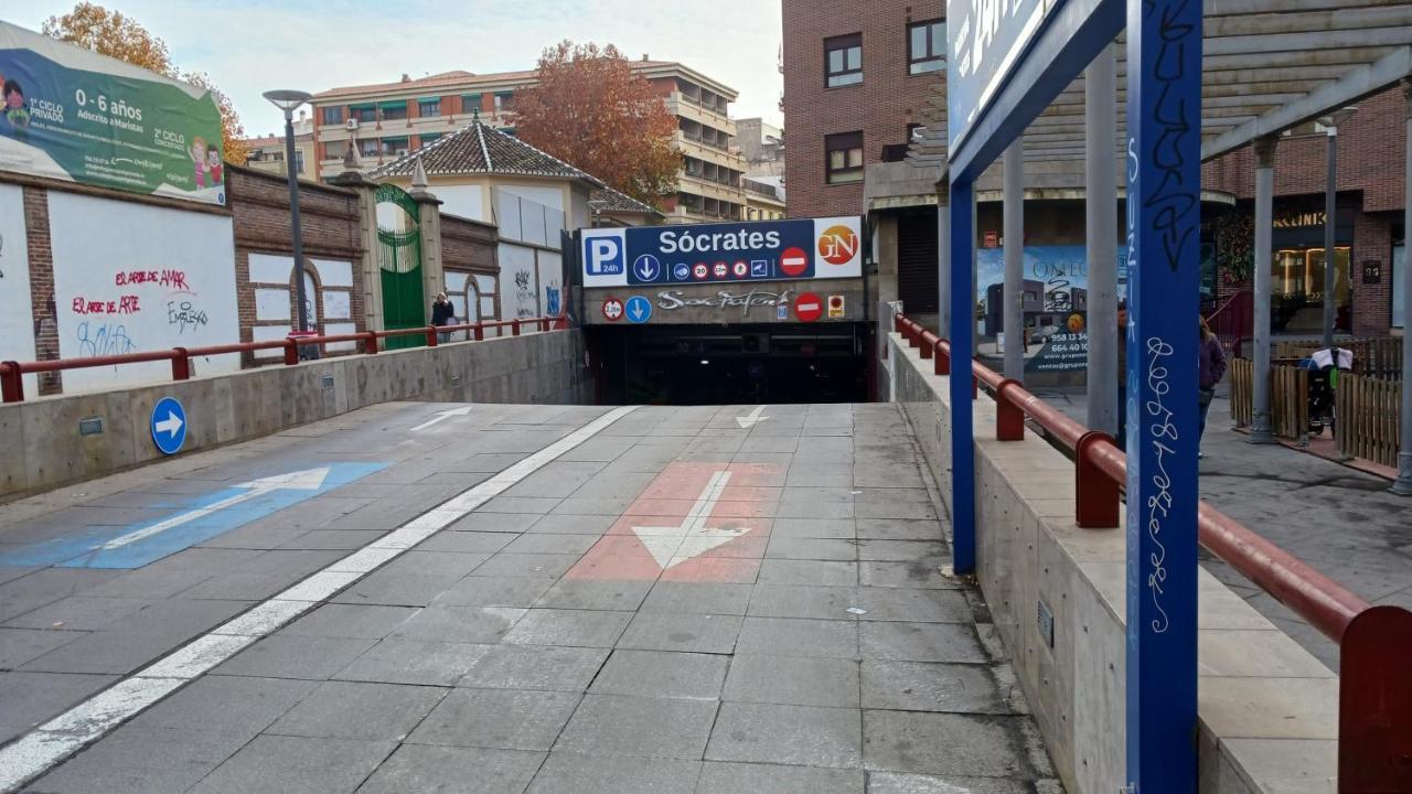 Fantastico Apartamento Trajano Parking Gratuito Гранада Экстерьер фото